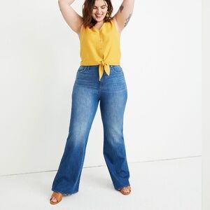 NWT Madewell 11in High Rise Flare Jeans Sz. 32